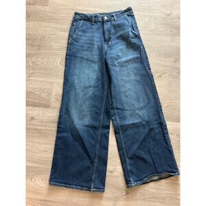 Free Assembly size 8 wide leg jeans